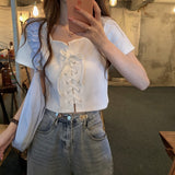 white design niche short sleeve top